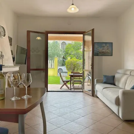 Domus Mirta Tatil Evi Villasimius