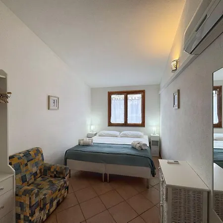 Domus Mirta Tatil Evi