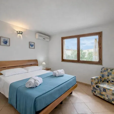 Domus Mirta Tatil Evi *